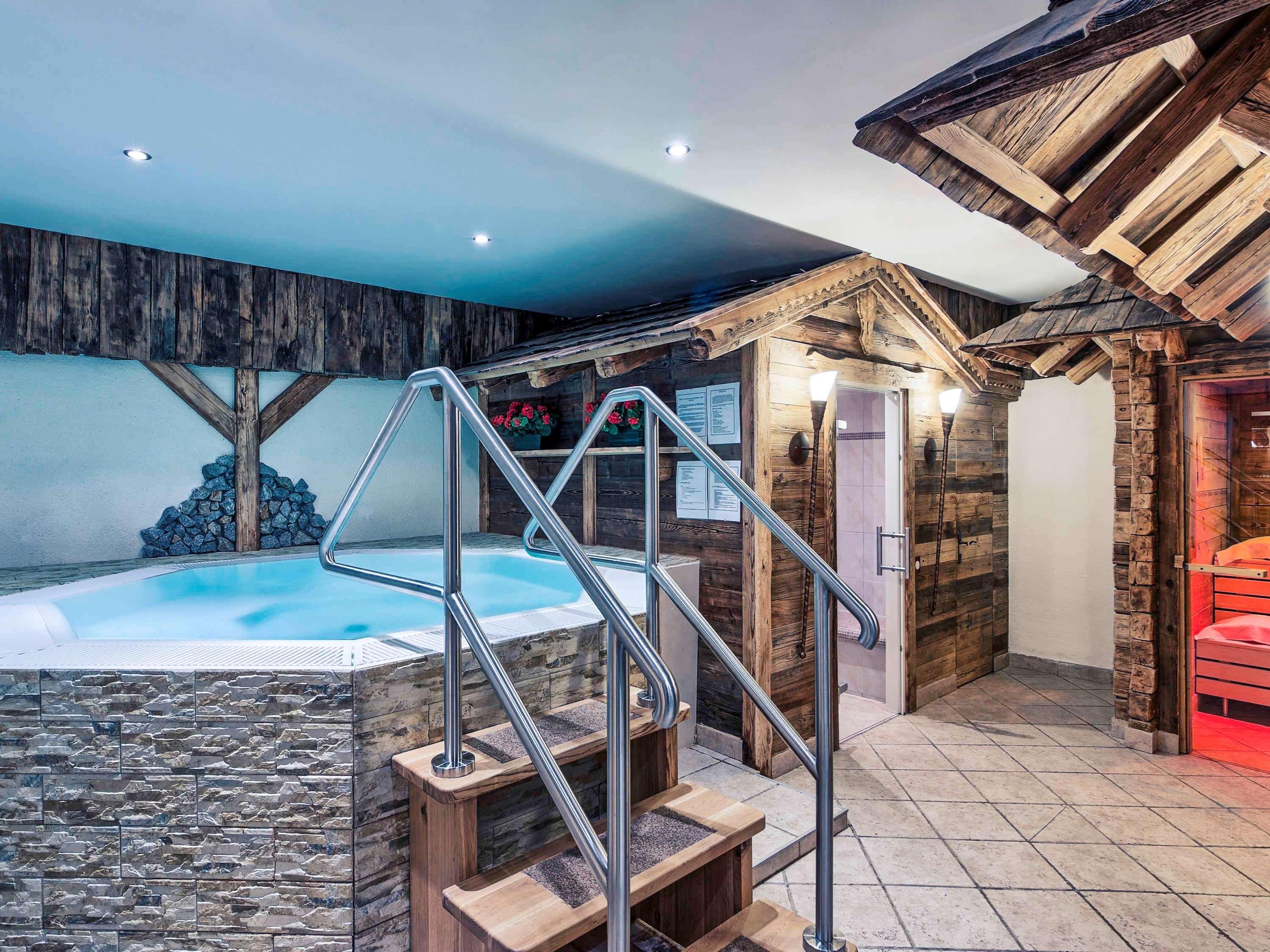 Mercure Sighisoara Binderbubi Hotel & Spa Esterno foto