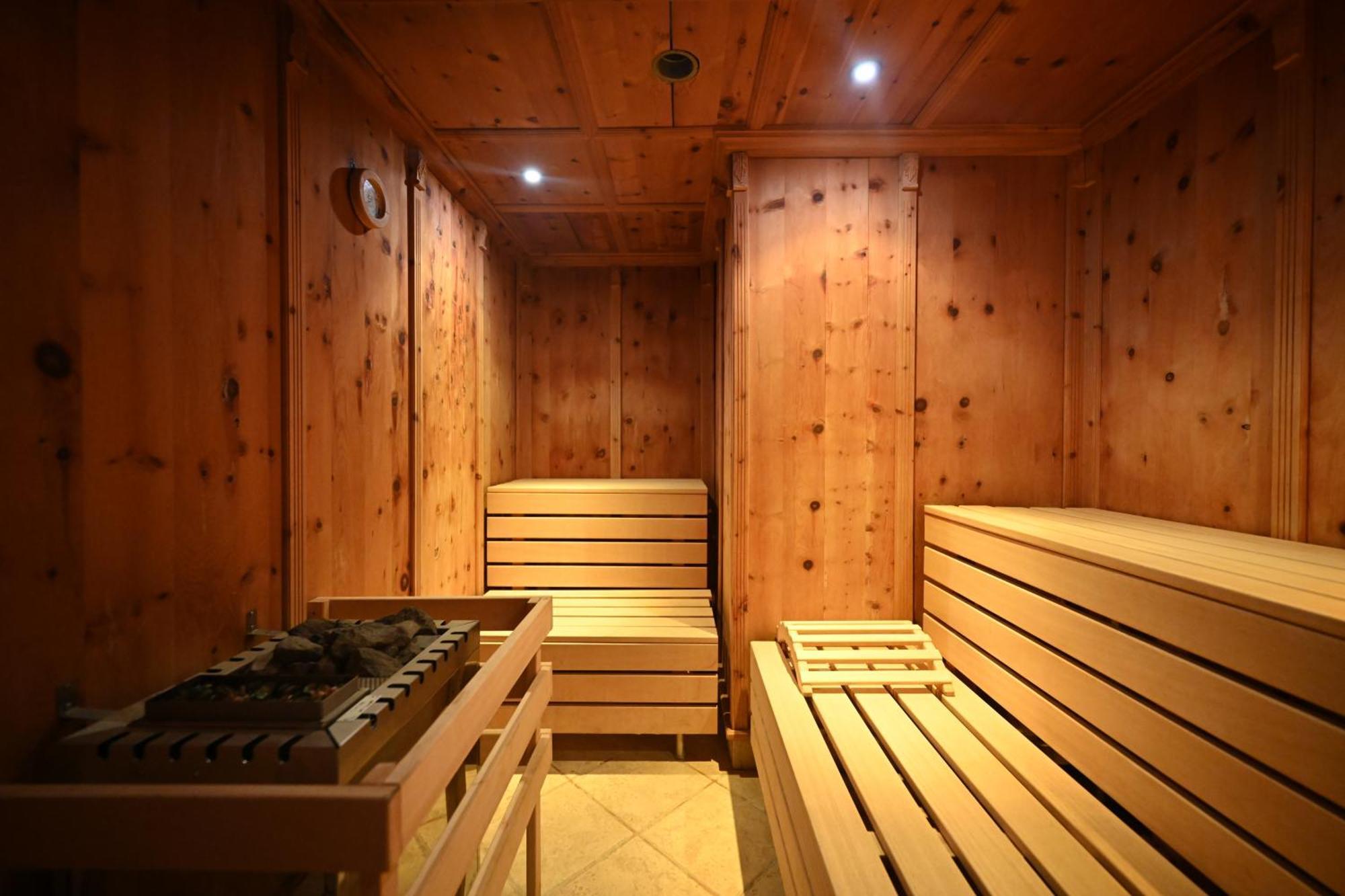 Mercure Sighisoara Binderbubi Hotel & Spa Esterno foto