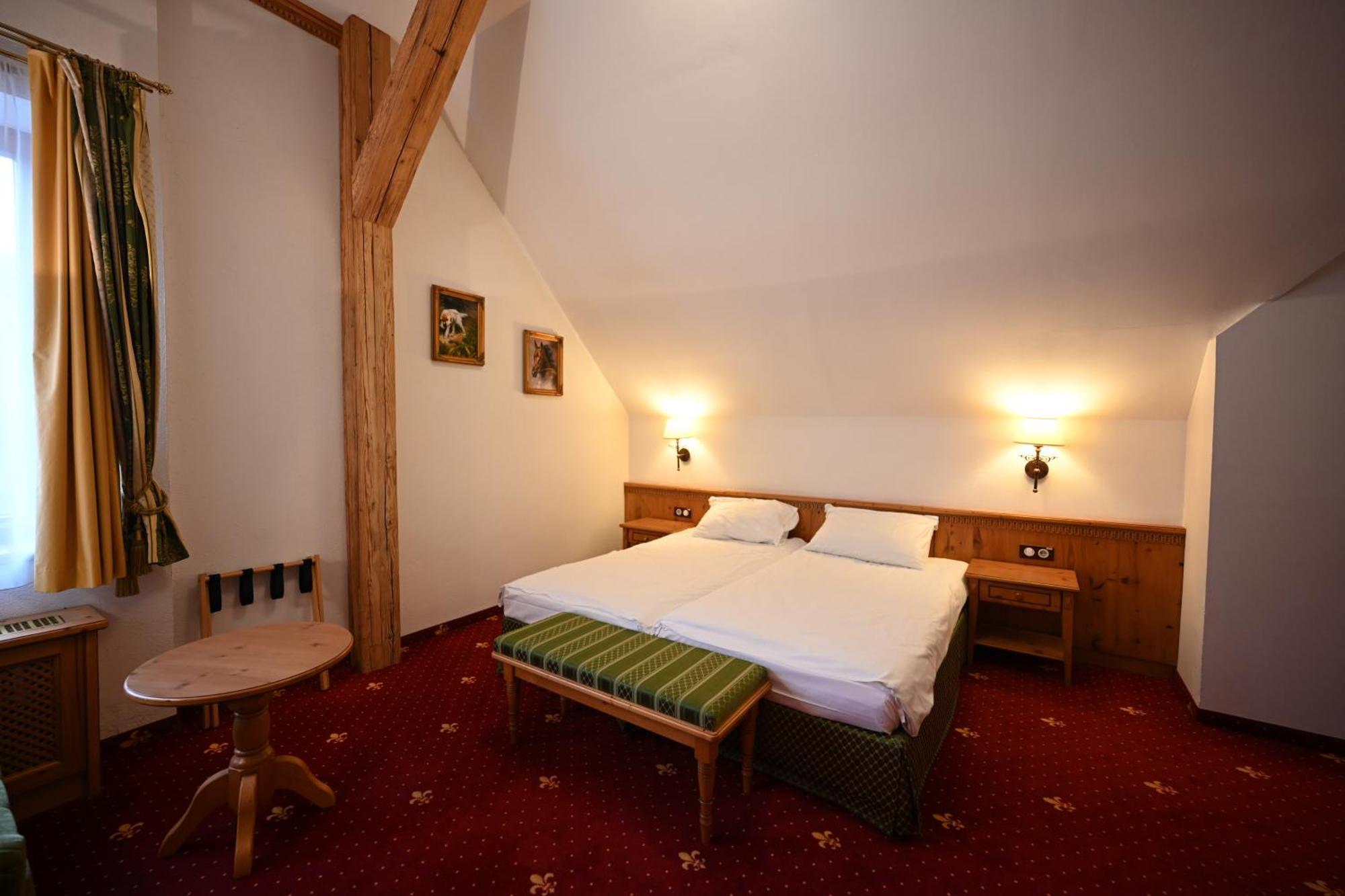 Mercure Sighisoara Binderbubi Hotel & Spa Esterno foto