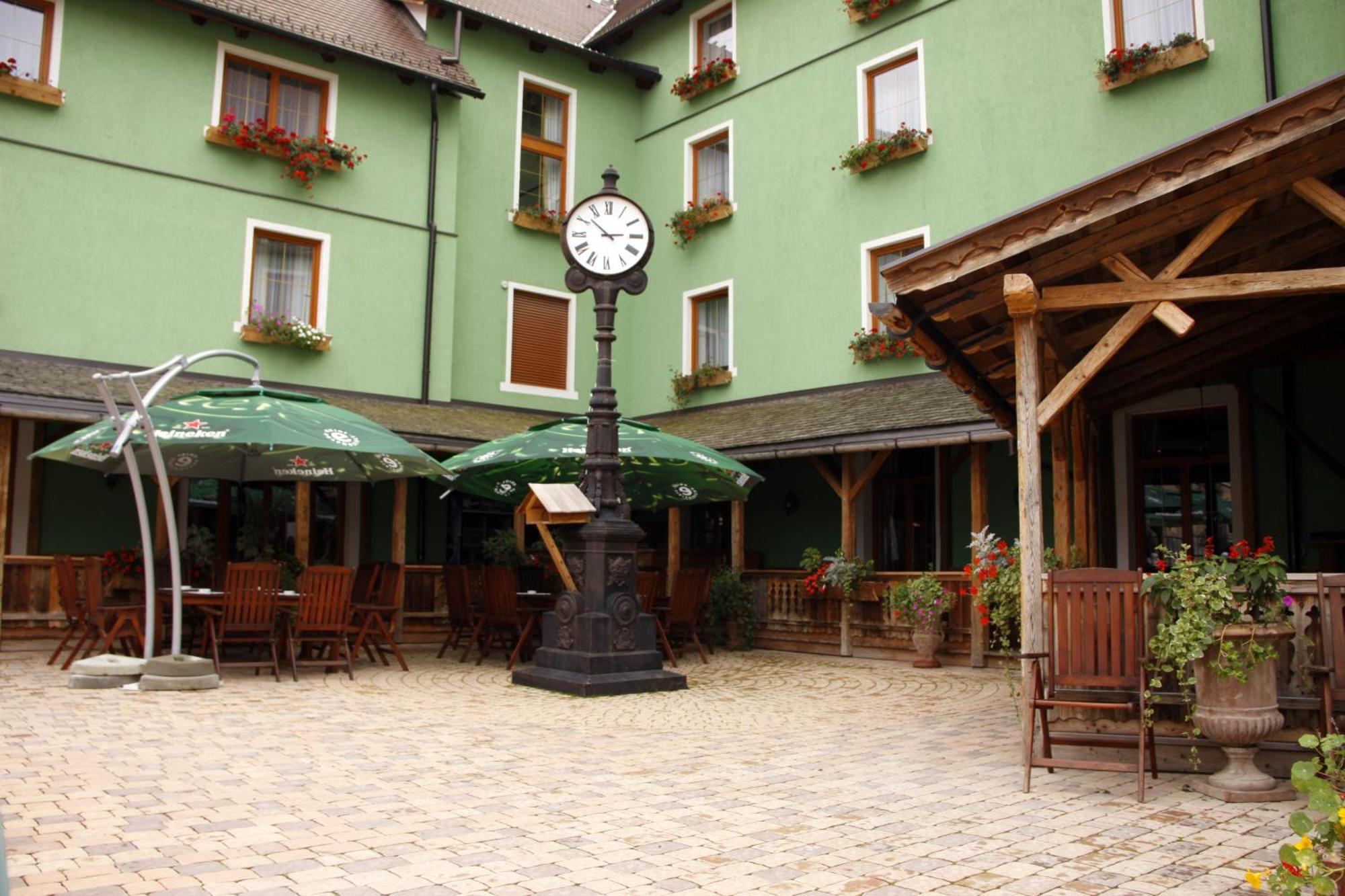 Mercure Sighisoara Binderbubi Hotel & Spa Esterno foto