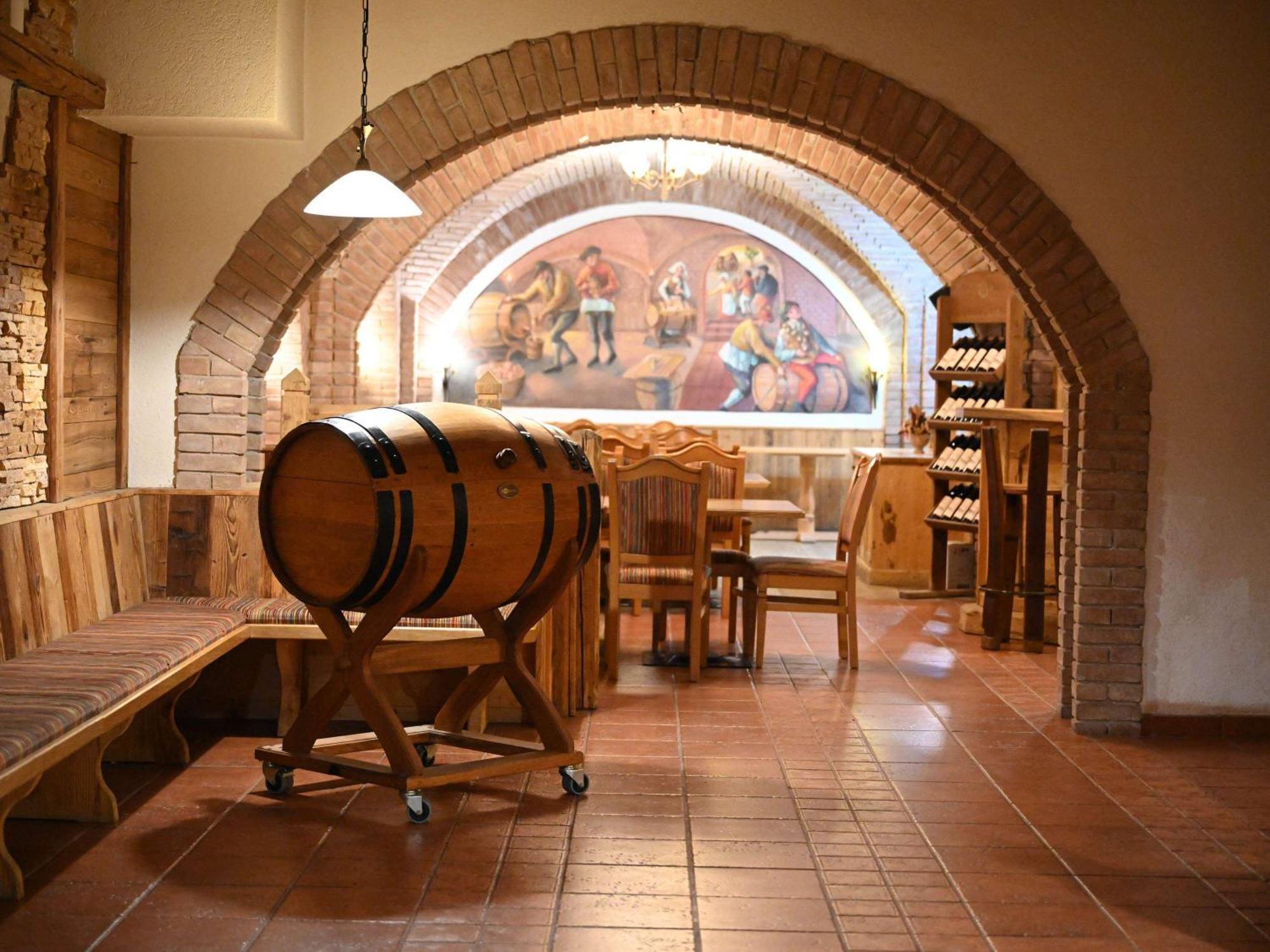 Mercure Sighisoara Binderbubi Hotel & Spa Esterno foto