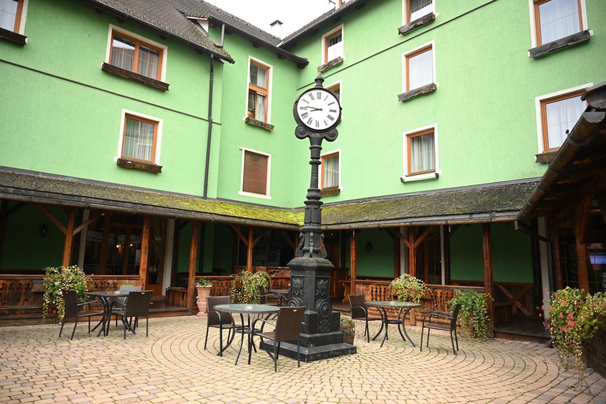 Mercure Sighisoara Binderbubi Hotel & Spa Esterno foto